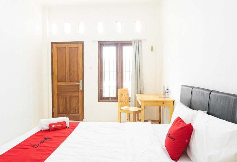 Номер Стандарт, Reddoorz Syariah Near Jatisampurna Hospital