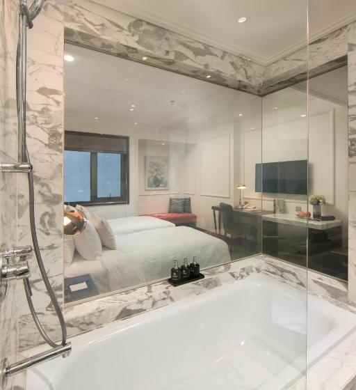 Superior Interior Room, Anatole Hotel Hanoi
