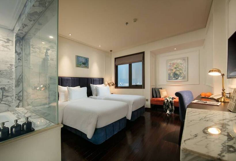 Superior Interior Room, Anatole Hotel Hanoi