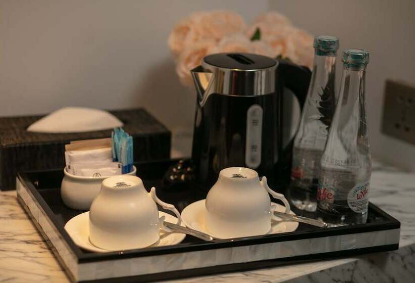 Deluxe Room City View, Anatole Hotel Hanoi