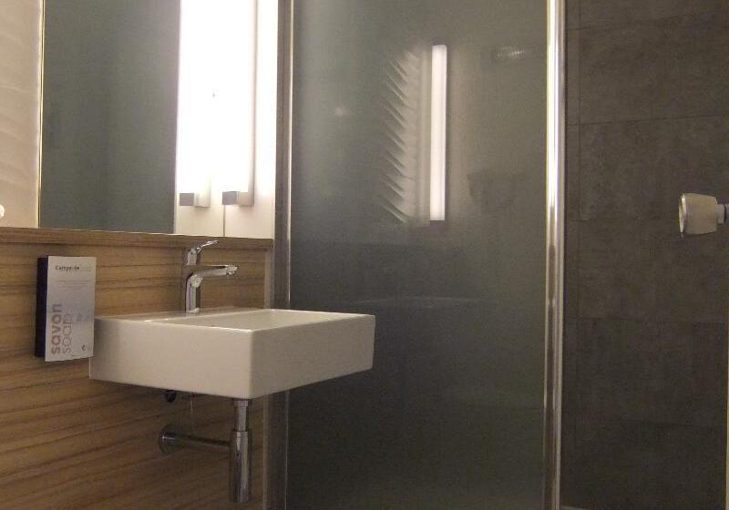 Deluxe Room City View, Anatole Hotel Hanoi