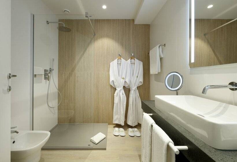 Номер Deluxe, The Signature Level At Grand Palladium Sicilia Resort & Spa