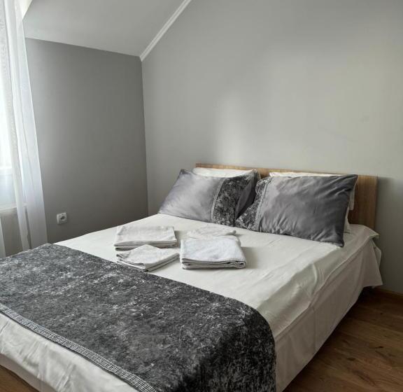 Quarto Estandar, Laguna