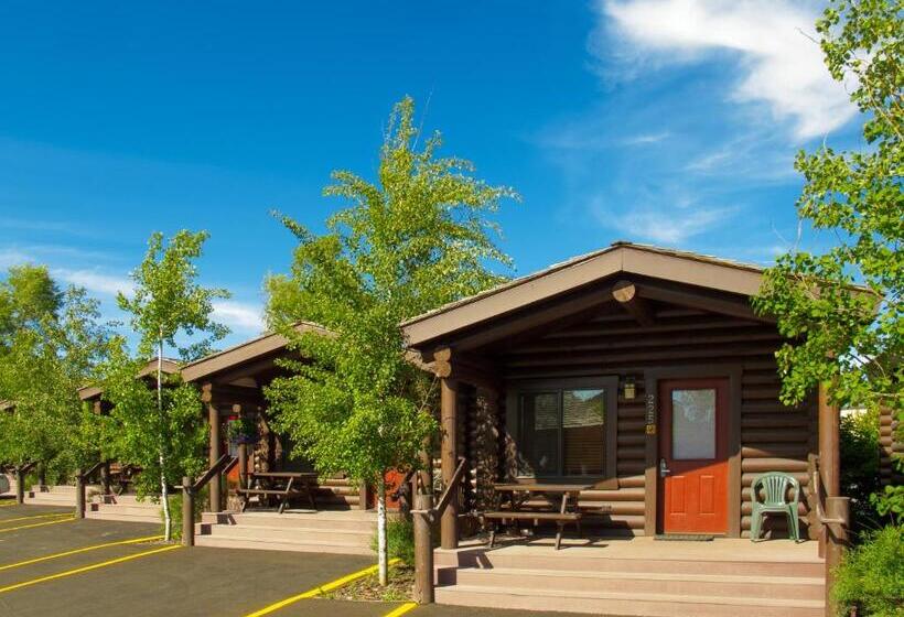 Хижина, Elk Country Inn