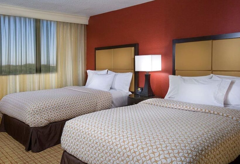 Номер Стандарт 2 Двуспальные Кровати, Embassy Suites By Hilton Kansas City International Airport
