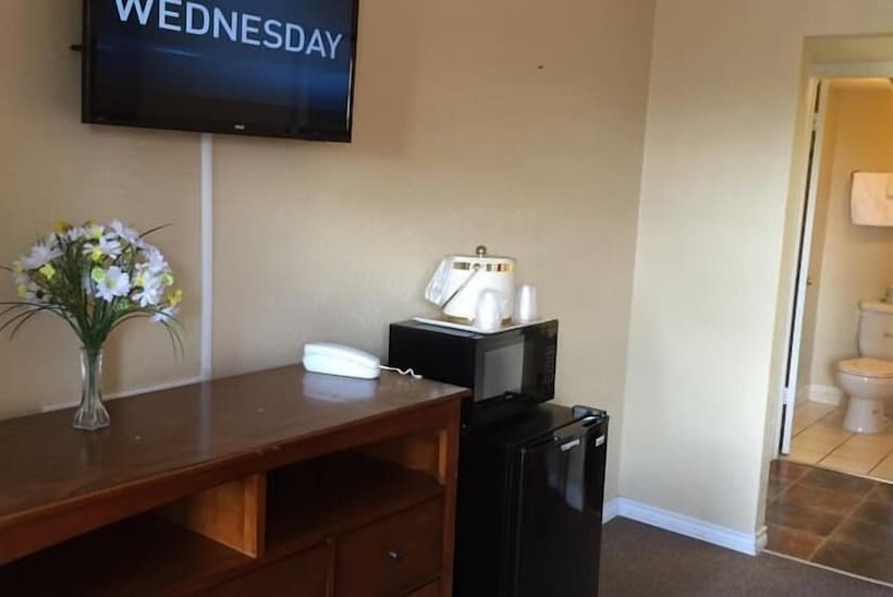 Süit, Executive Inn & Suites Beeville