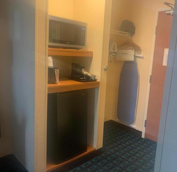 스탠다드 스튜디오 더블 침대, Fairfield Inn Kankakee Bourbonnais