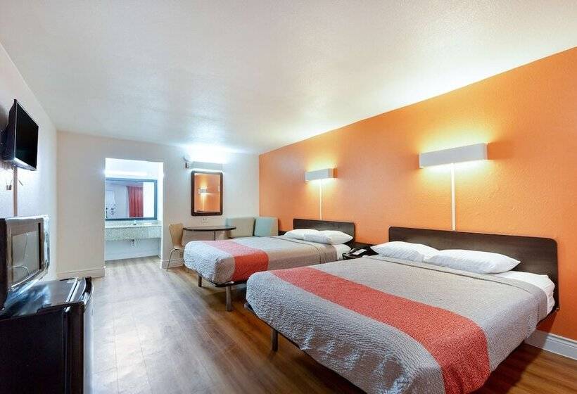 Номер Deluxe, Motel 6 Houston, Tx  East