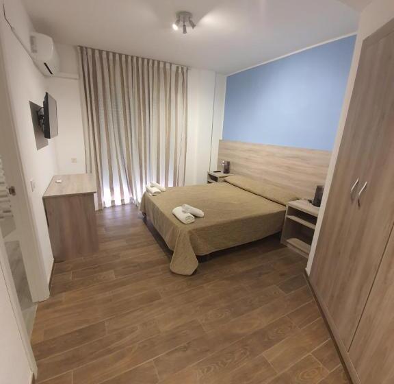 Номер Deluxe, Pensió Costa Brava