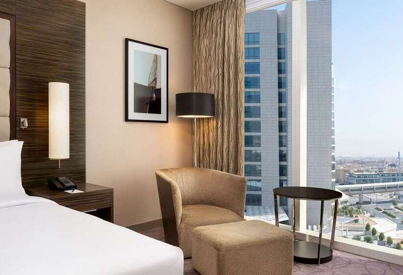 اتاق اجرایی با تخت بزرگ, Hilton Guiyang