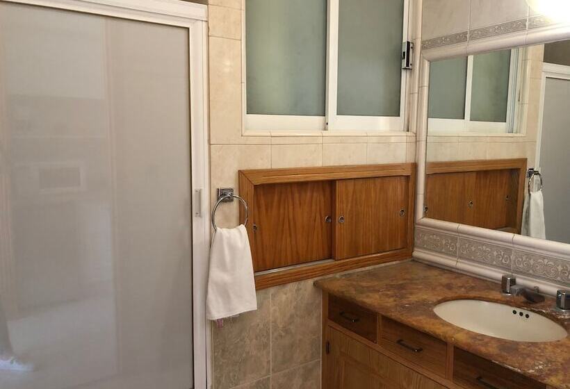 اتاق عادی با تخت دوبل, Suites Sevilla