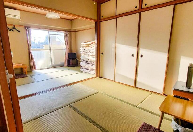 اتاق خانوادگی, Weekly Hotel Kokura