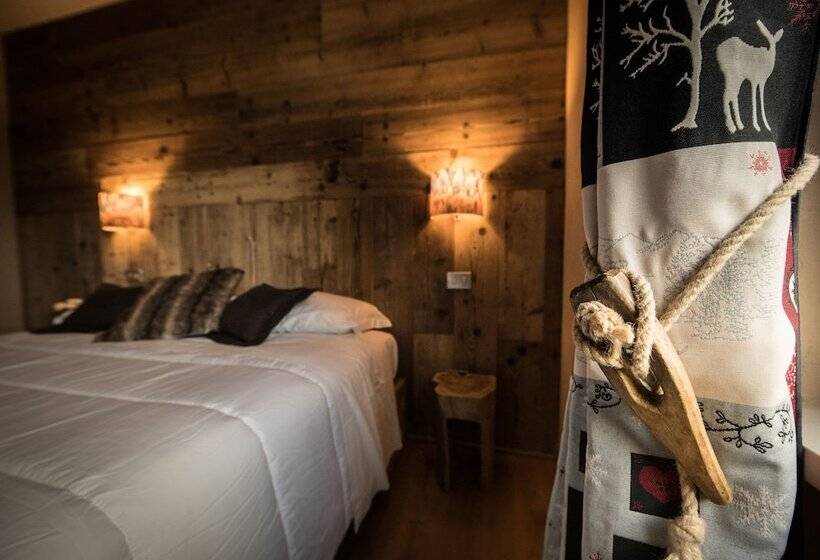 اتاق استاندارد با چشم‌انداز کوهستان, Chalet Saintbarthelemy