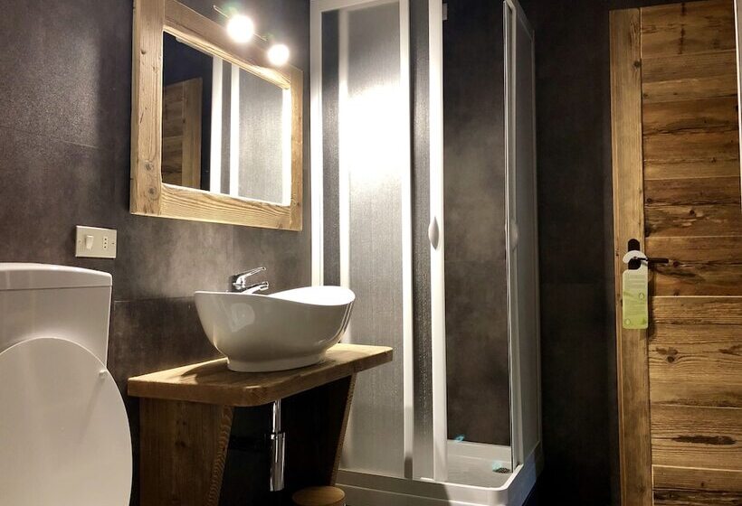 اتاق استاندارد سه نفره, Chalet Saintbarthelemy