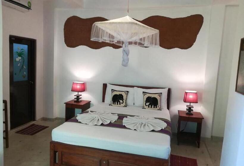اتاق لوکس با چشم‌انداز باغ, The Nature Park Villa
