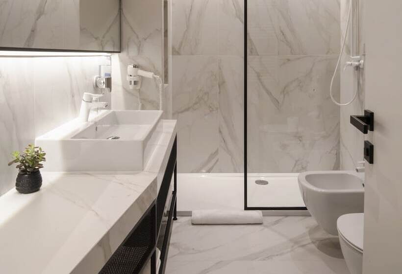 דירת חדר דלוקס, Atlas Apart