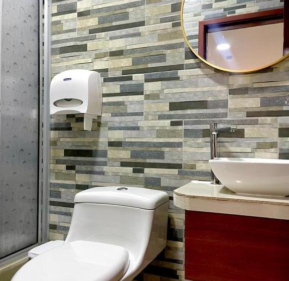 Quarto Quádruplo Deluxe, Hostal Quil
