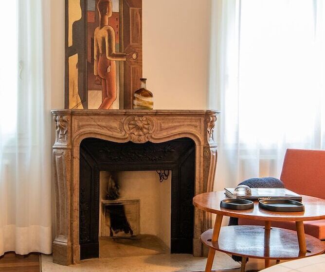 اتاق لوکس, Casa Giotto