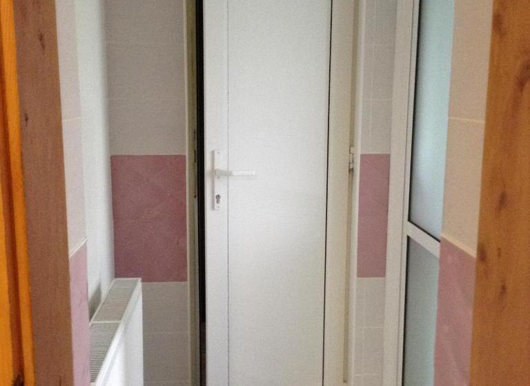 Chambre Triple Classique, гостьовий дім Tauer