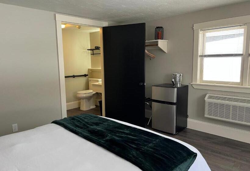 Номер Стандарт Двуспальная Кровать, Gunstock Inn & Suites