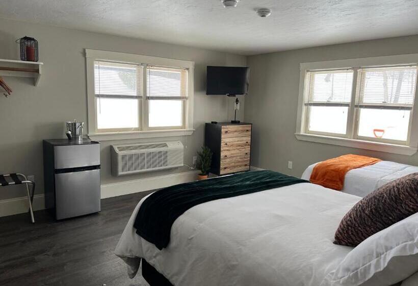 Quarto Estandar Cama Casal, Gunstock Inn & Suites