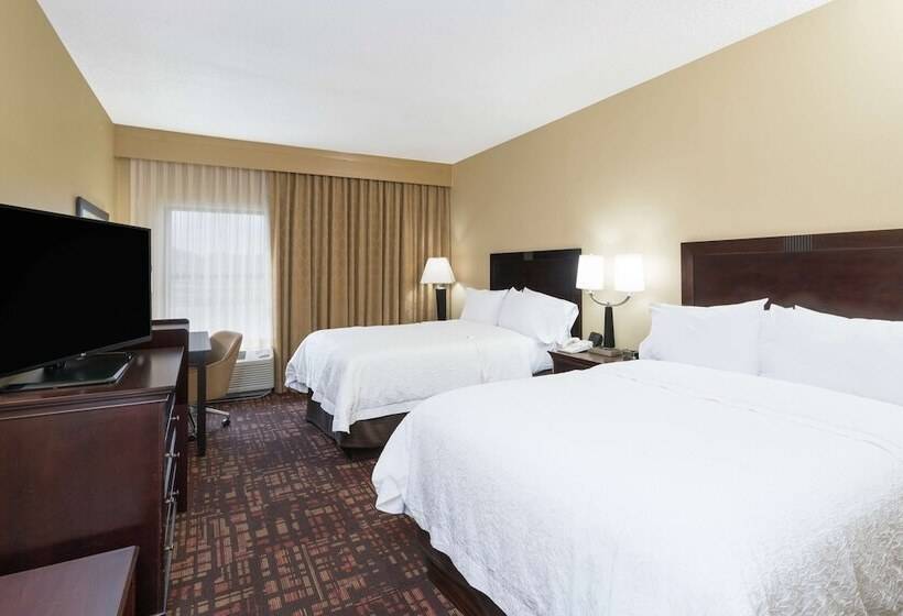 ２ダブルベッドのスタンダードルーム, Hampton Inn Corydon