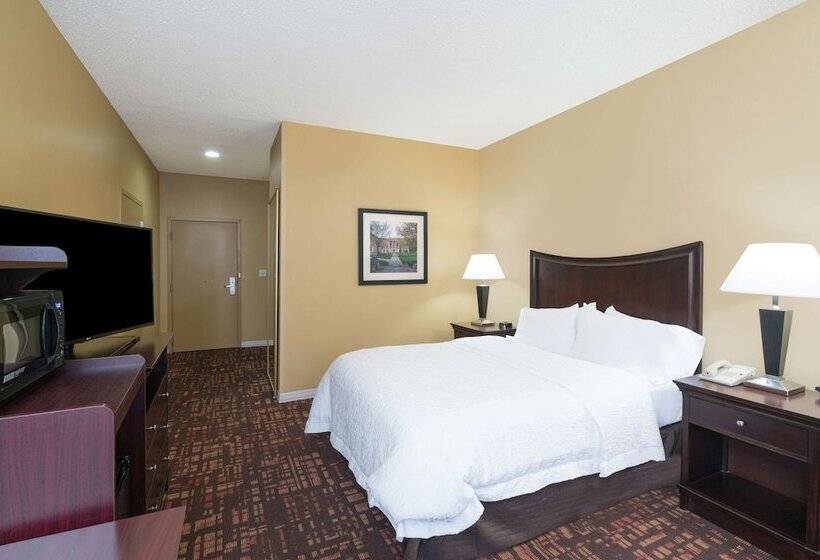 身障者適用スタンダードルーム, Hampton Inn Corydon