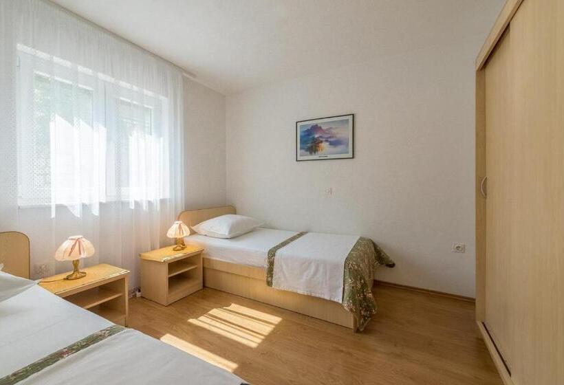 Apartament 1 Dormitor cu Balcon, Apartments Buljan