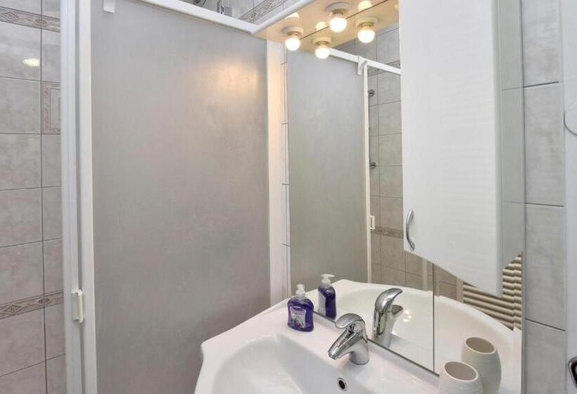 דירת חדר, Apartments Lavizatic