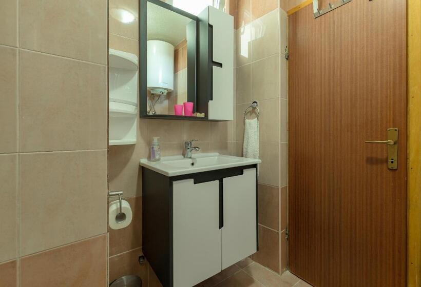 Апартаменты 2 Спальни, Apartments Smaila