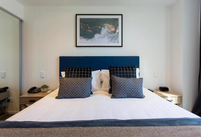 Номер Стандарт, Ramada By Wyndham Queenstown Central