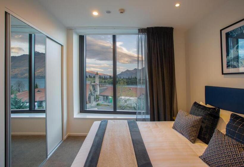 Номер Стандарт Вид на Озеро, Ramada By Wyndham Queenstown Central