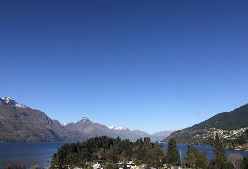1 Bedroom Apartment Lake View, Ramada By Wyndham Queenstown Central