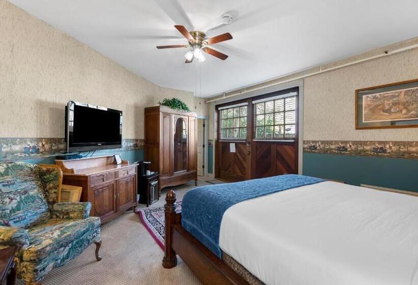 Номер Deluxe Кровать Кинг, Hennessey House Bed And Breakfast