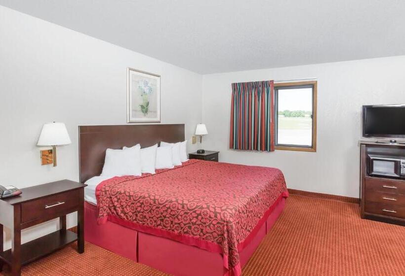 스위트 킹사이즈 침대, Days Inn & Suites By Wyndham Des Moines Airport