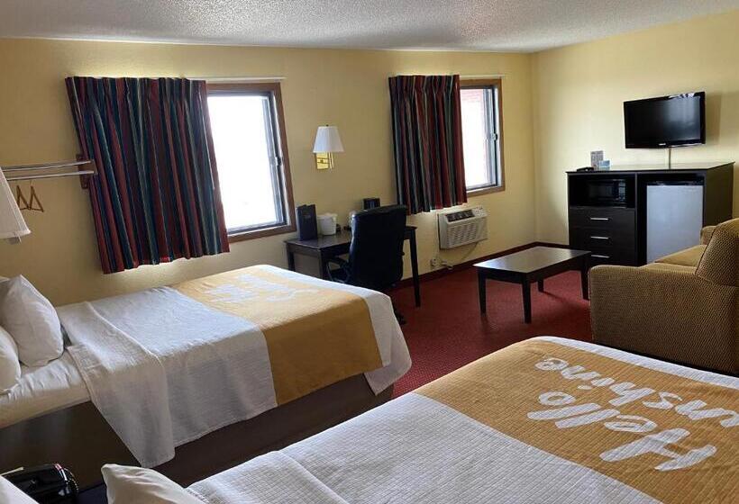 수피리어 스위트, Days Inn & Suites By Wyndham Des Moines Airport