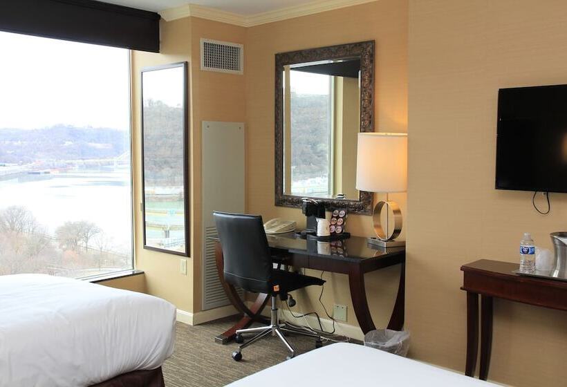 Номер Стандарт 2 Двуспальные Кровати, Wyndham Grand Pittsburgh