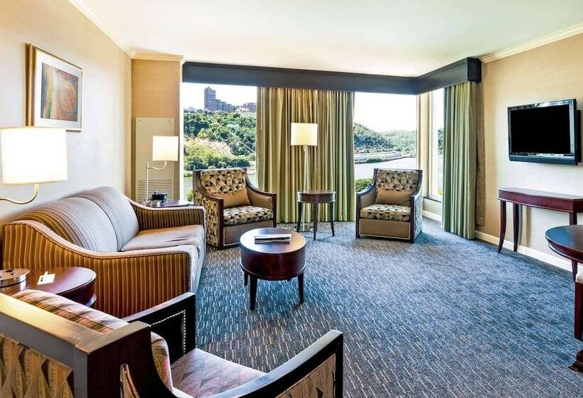 Люкс, Wyndham Grand Pittsburgh
