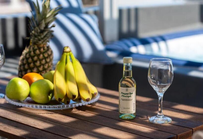 Люкс Повышенной Комфортности, Aerenia Luxury Suites
