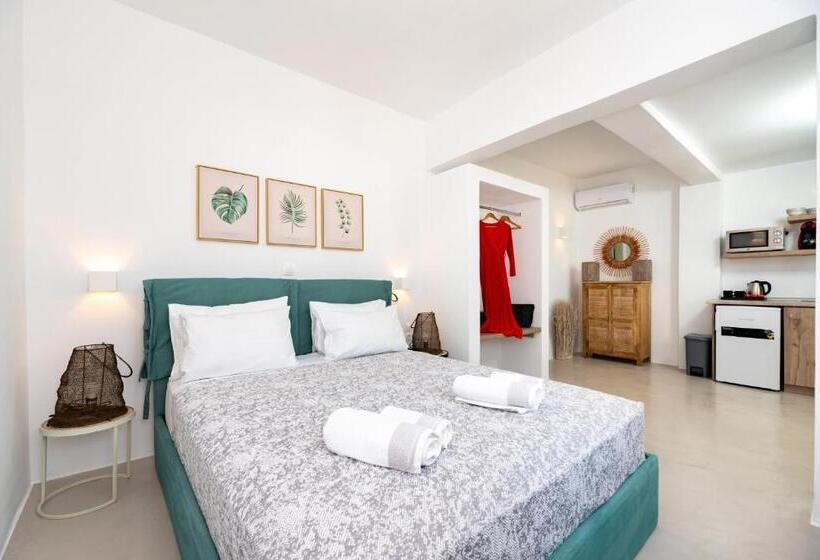 Студия Deluxe, Aerenia Luxury Suites