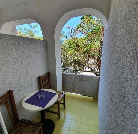 اتاق استاندارد با بالکن, Apartments Dupin