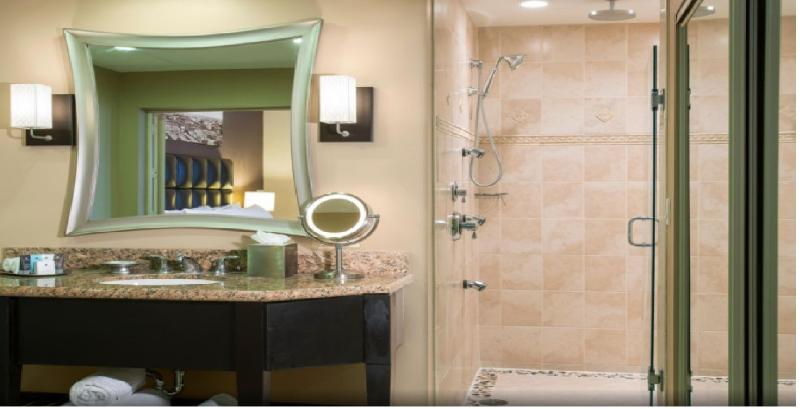 带大床的行政房间, Crowne Plaza Orlando Downtown, An Ihg