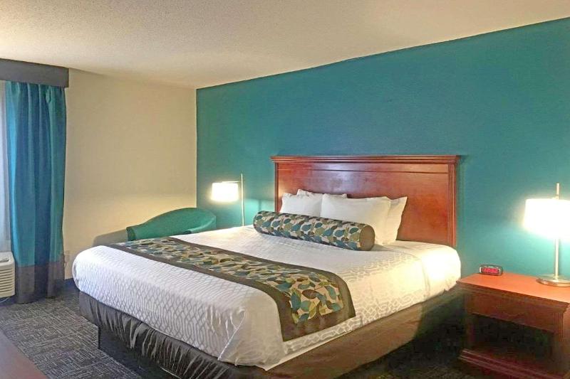 Стандартный Номер Кровать Кинг, Rodeway Inn & Suites