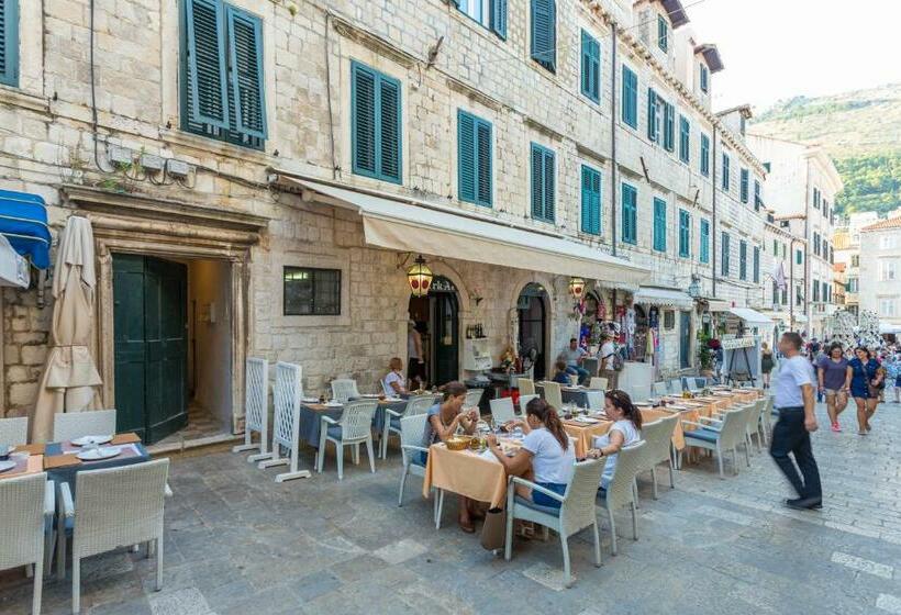 スタンダードスタジオ, The Heart Of Dubrovnik