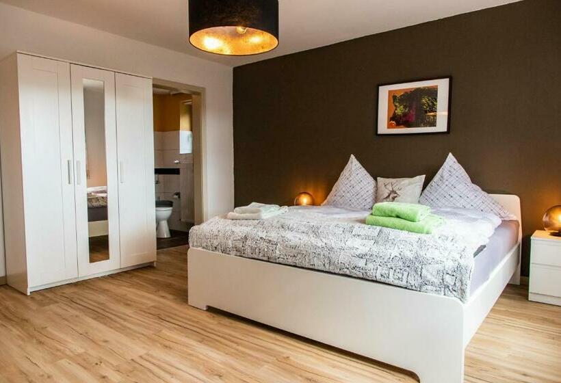 Студия Deluxe, Stuub Simonswinkel