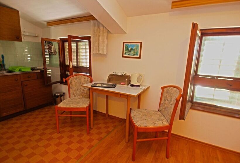 Апартаменты 1 Спальня, Apartment Emilia 424
