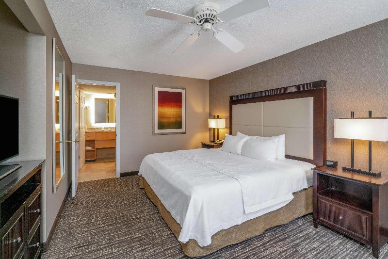キングサイズベッドのスイートルーム, Homewood Suites By Hilton Lafayette Rossville Exit