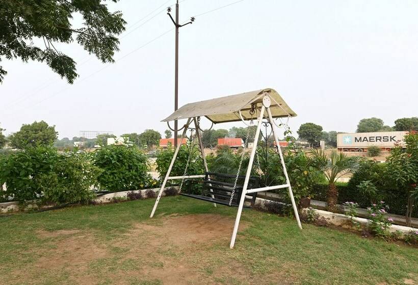 豪华房间, Rajshree Resort