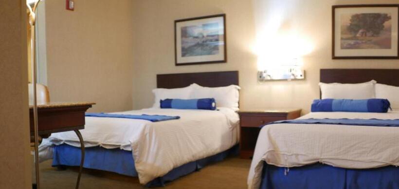 스탠다드 룸 더블 침대 2개, Rodeway Inn & Suites