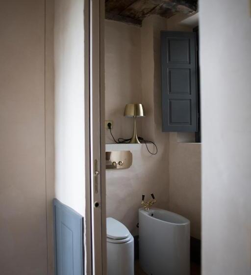 اتاق لوکس سه تخته, B&b La Fustaia